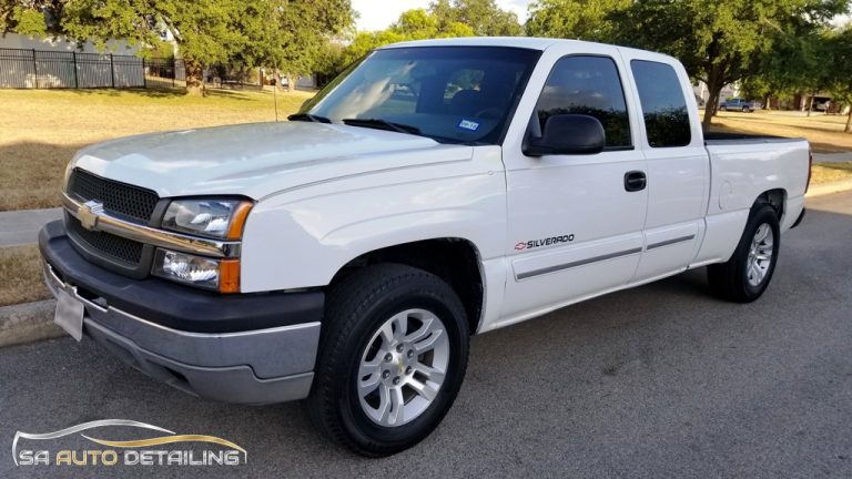 Paint Correction – White 2005 Chevrolet 1500